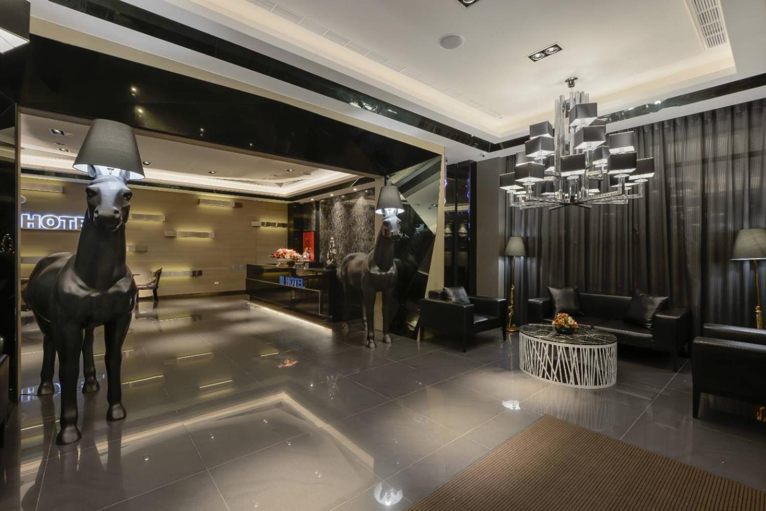M Hotel Цаотун Экстерьер фото