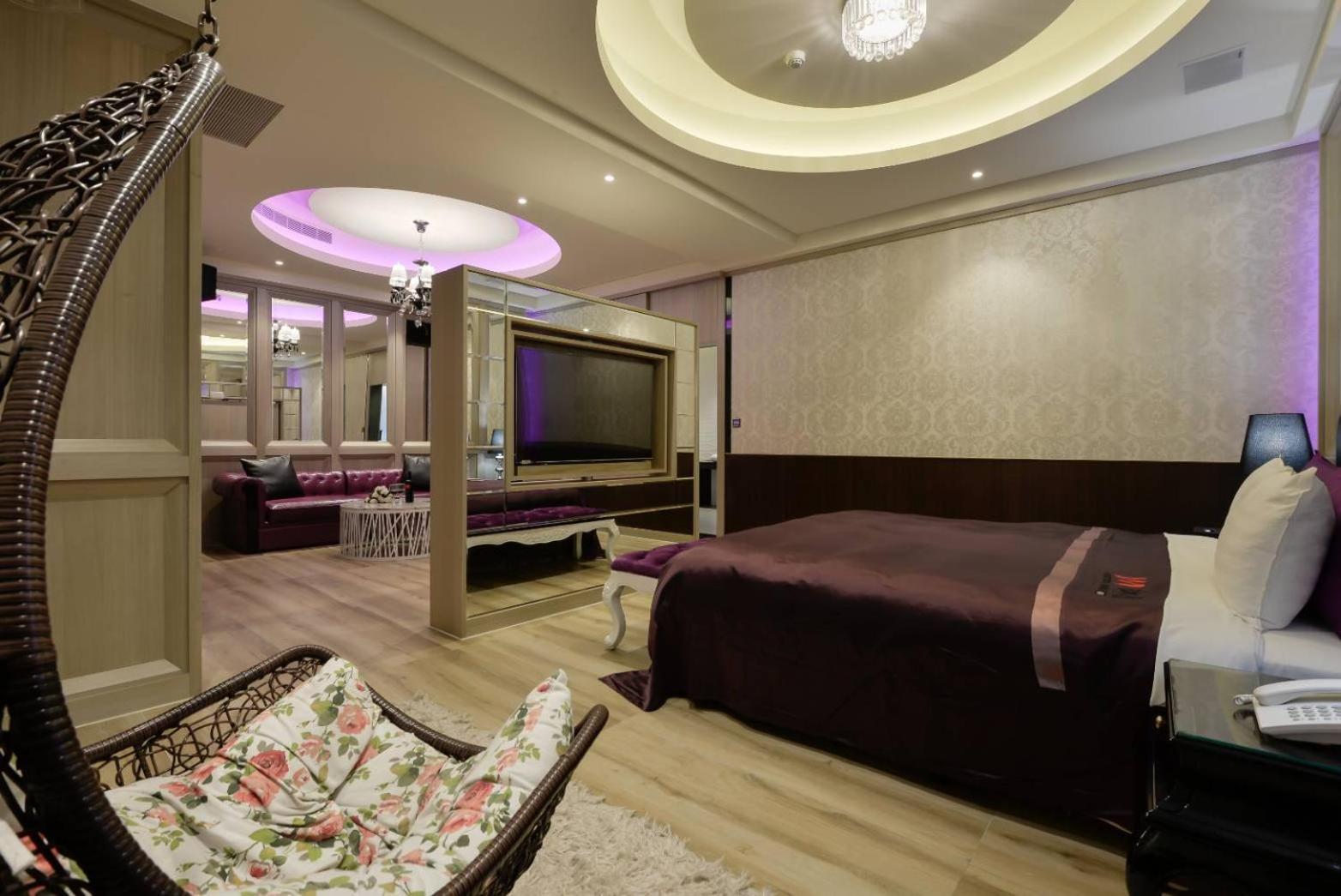M Hotel Цаотун Экстерьер фото