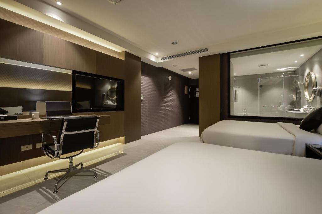 M Hotel Цаотун Экстерьер фото